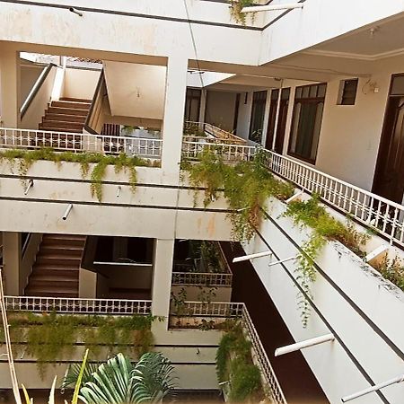 Residencial Canada 圣克鲁斯 外观 照片